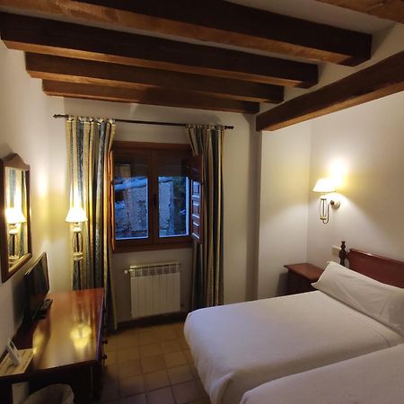 Hostal Posada La Panadera Sepúlveda Eksteriør billede