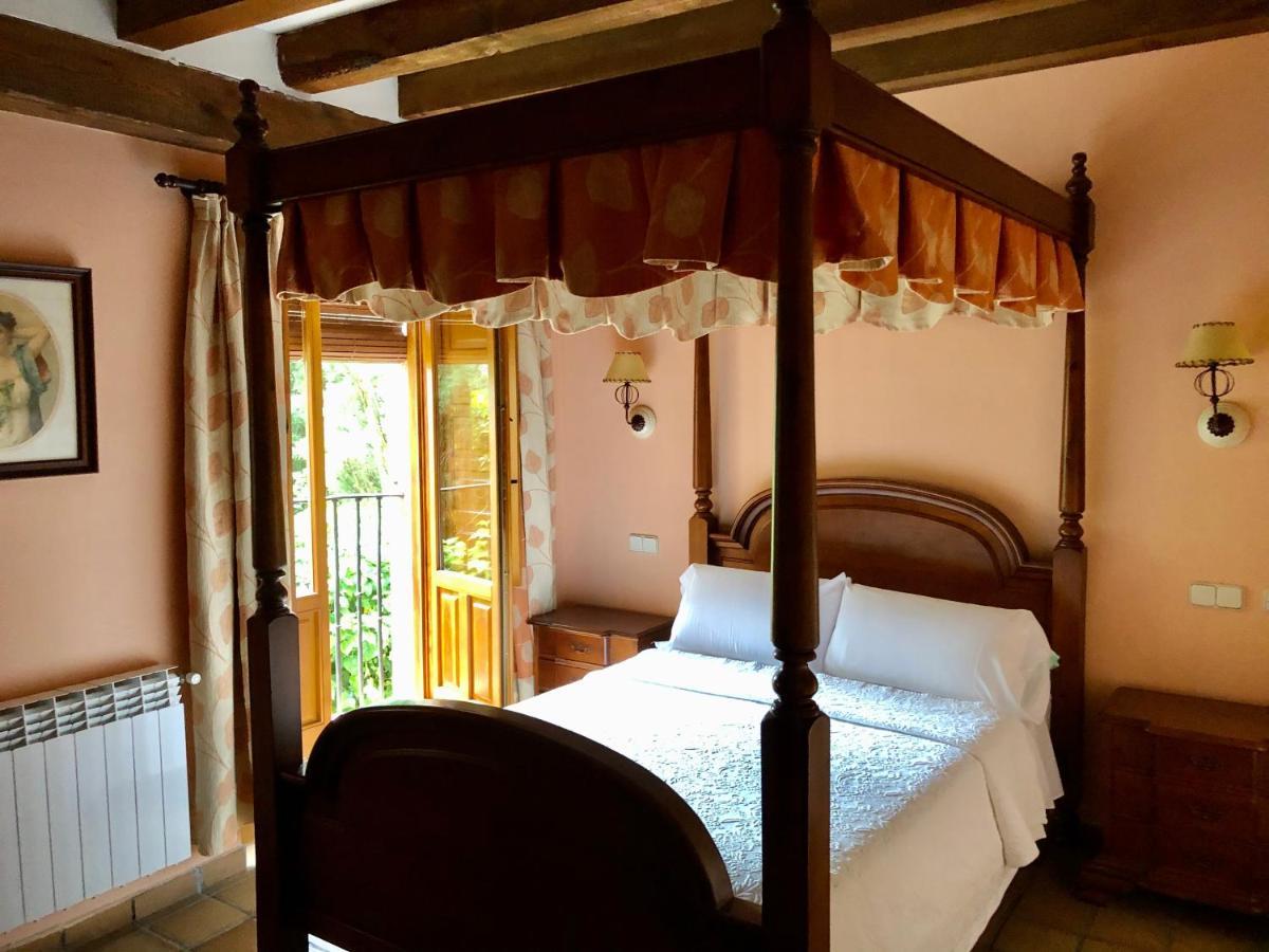 Hostal Posada La Panadera Sepúlveda Eksteriør billede