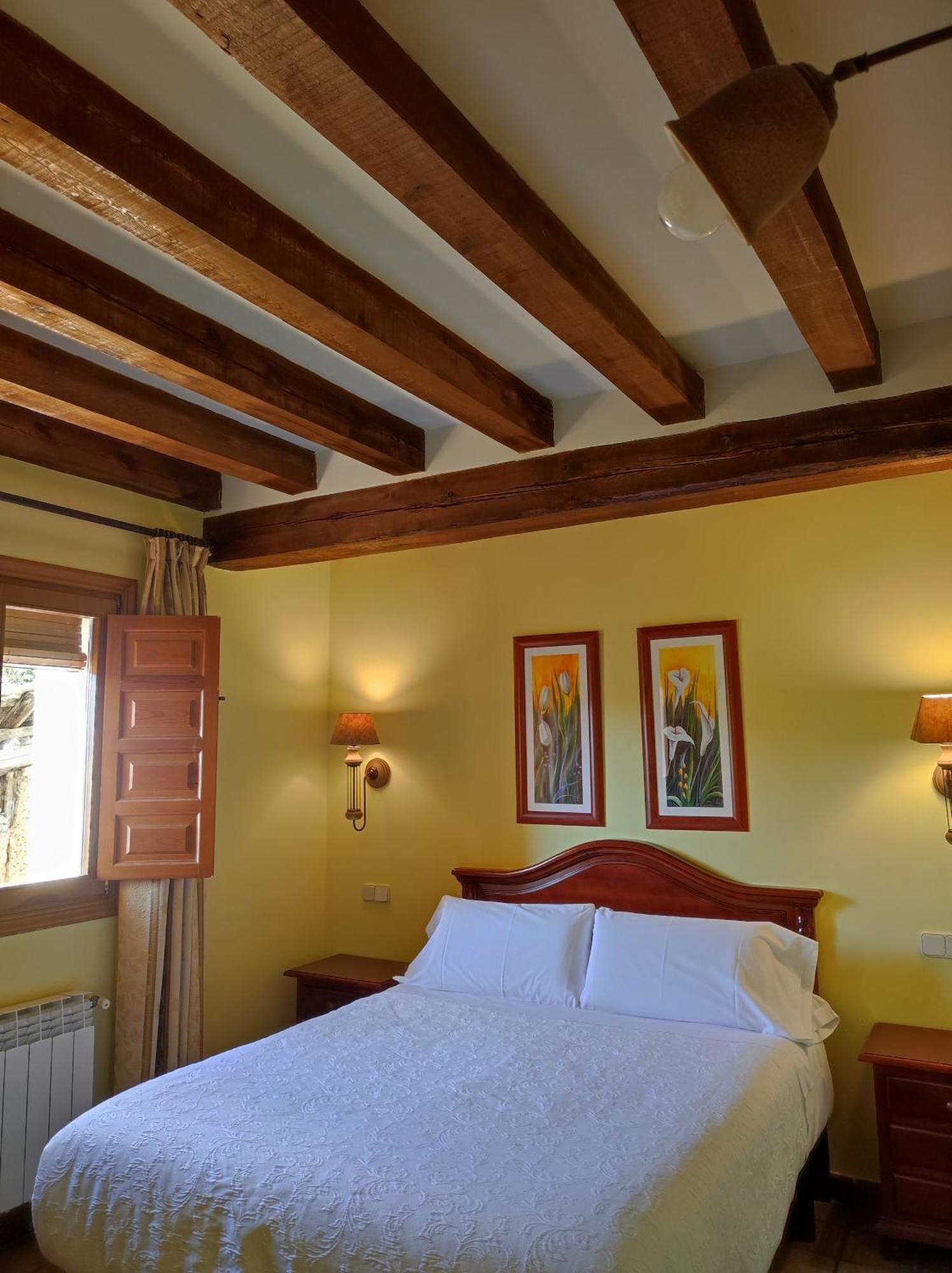 Hostal Posada La Panadera Sepúlveda Eksteriør billede