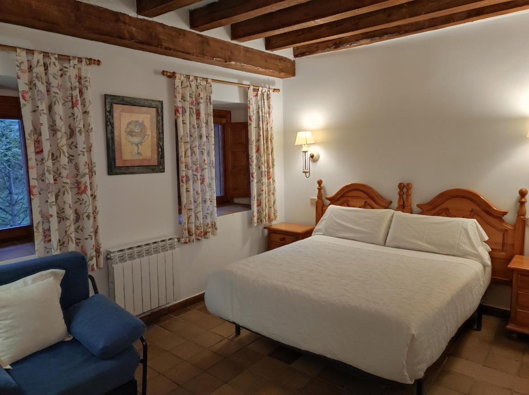 Hostal Posada La Panadera Sepúlveda Eksteriør billede