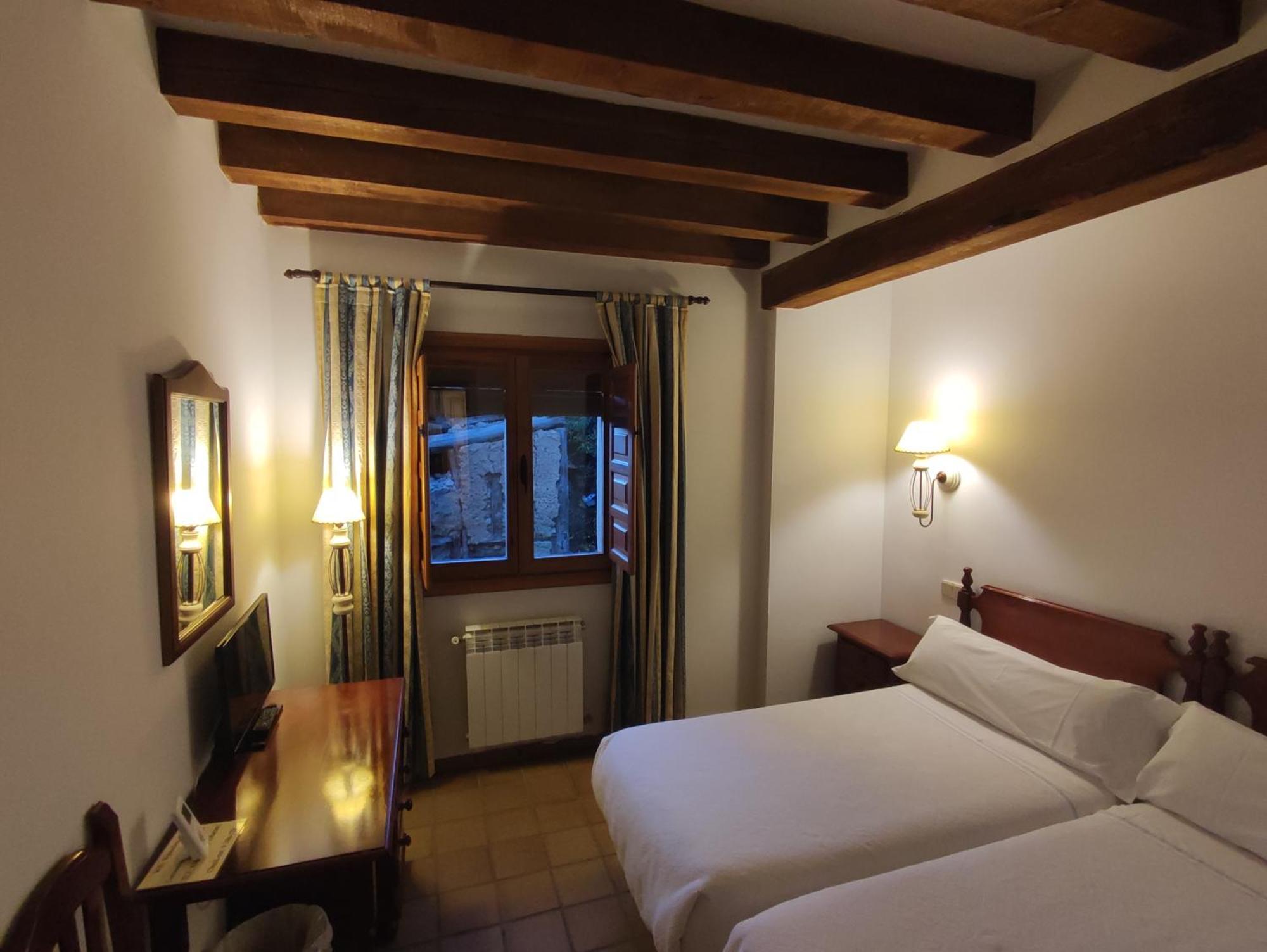 Hostal Posada La Panadera Sepúlveda Eksteriør billede