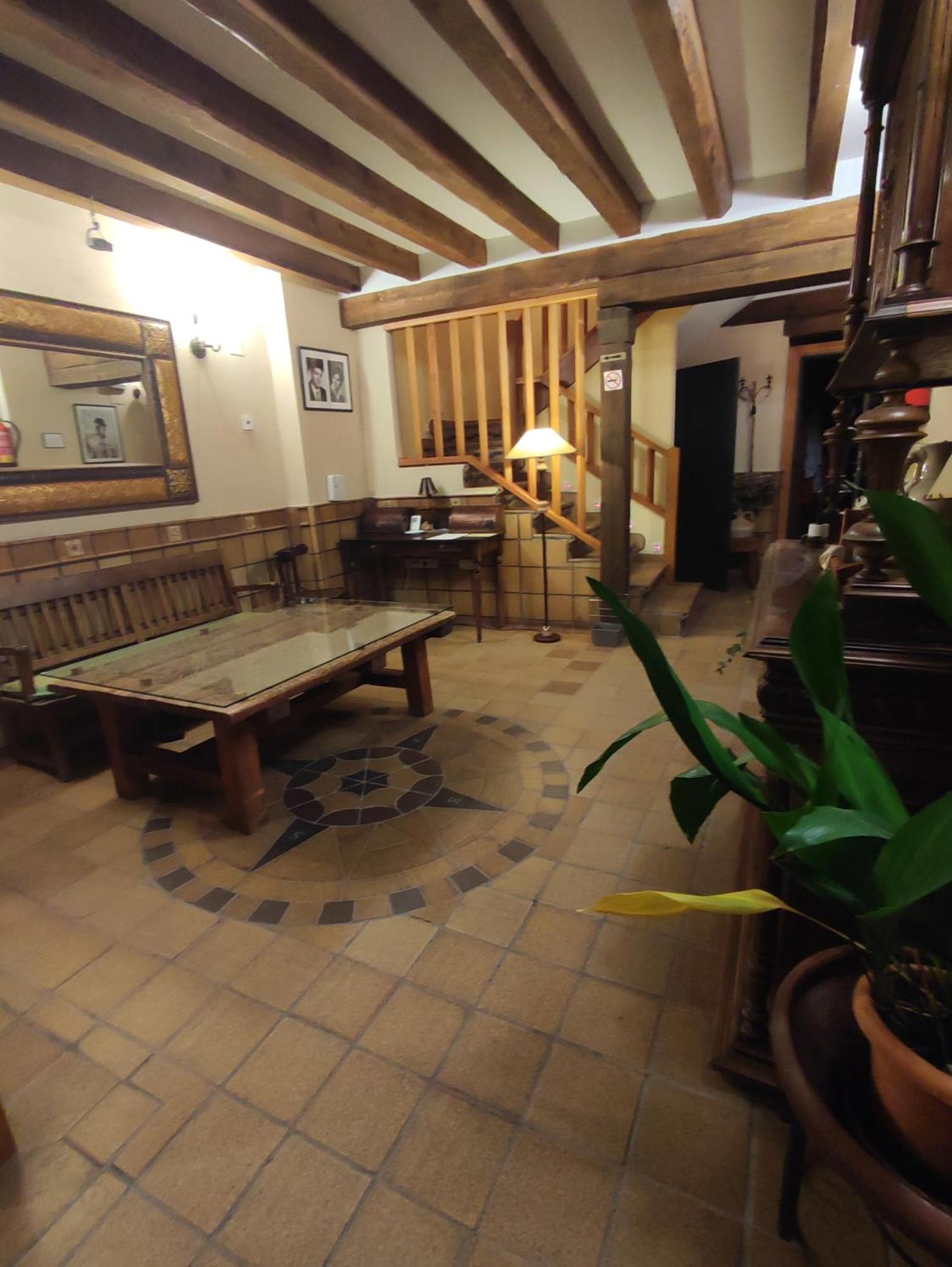 Hostal Posada La Panadera Sepúlveda Eksteriør billede