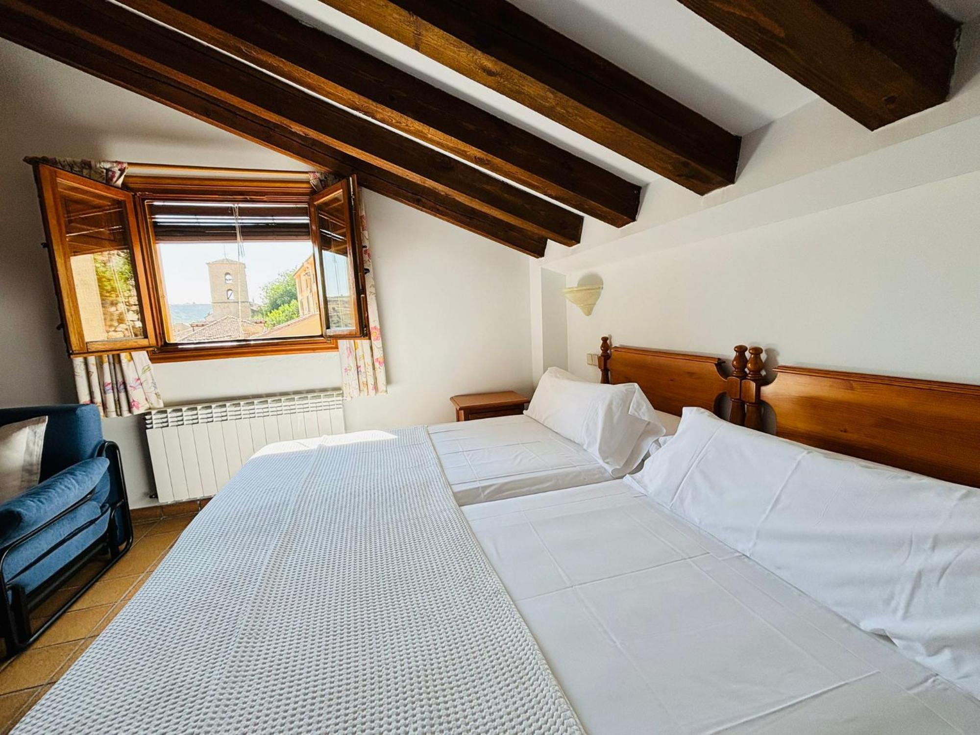Hostal Posada La Panadera Sepúlveda Eksteriør billede