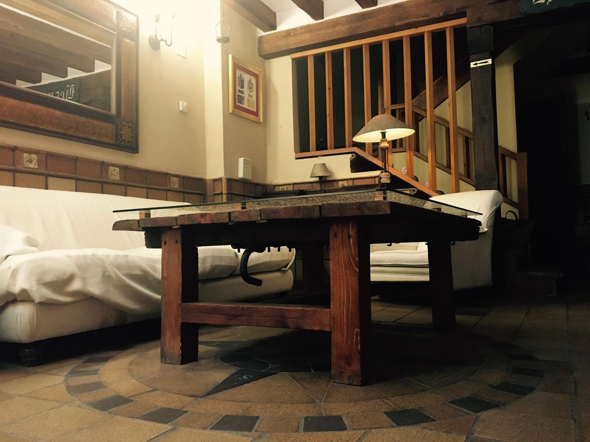 Hostal Posada La Panadera Sepúlveda Eksteriør billede